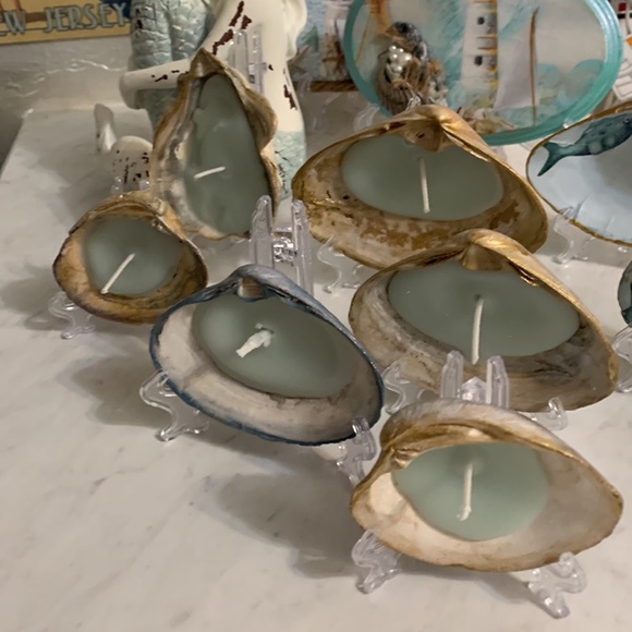 Homemade Ocean Breeze Scented Seashell Candle - Picture 8 of 9